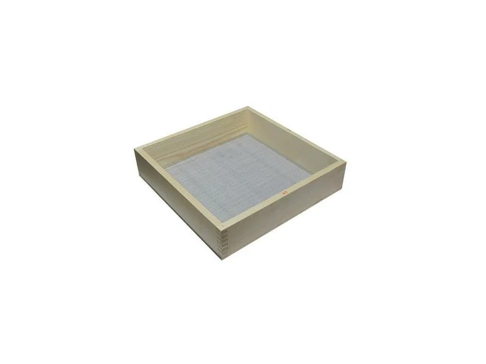 Přímo Od Výrobce Síto zednické oko 4mm, 52x45cm, dřev. rám